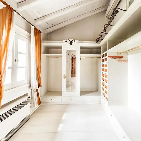 Il Borgo Di Minerva Guest house
